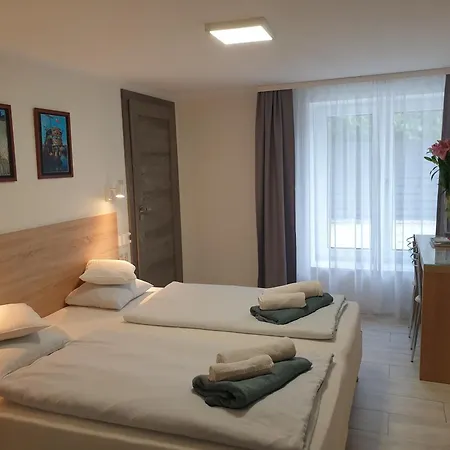 Privatunterkunft Sandra I *